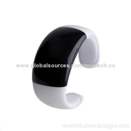Smart Design OLED Bluetooth 3.0 Healthy Bracelet Watch, 2 Hours Charging TimeNew